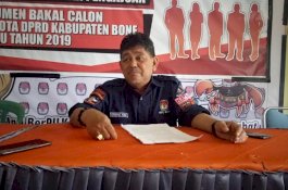 4 Penyelenggara Pemilu Bone Diberhentikan Sementara, karena Hadiri Acara Caleg