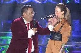 Cerita Zaskia Gotik Tolak Lamborgini dan Cincin Berlian Hotman Paris