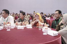 PD Pasar Serahkan Deviden 802 juta ke Pemkot Makassar