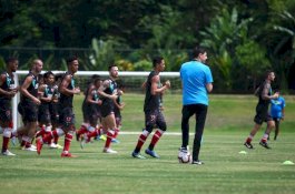 Pimpin Latihan Perdana di PSM Makassar, Darije Kalezic Mengaku Puas