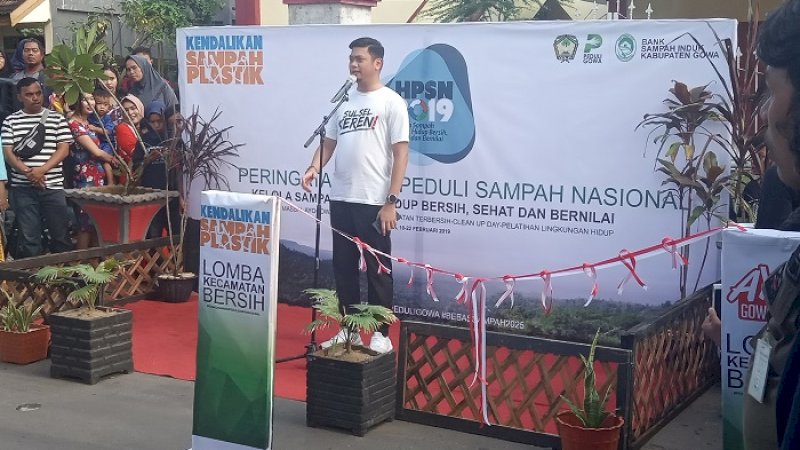 Bupati Gowa Adnan Purichta Ichsan memimpin kampanye ayo Gowa bersih, Minggu (10/2/2019).