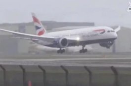 Roda Pesawat Sudah Sentuh Landasan, Tiba-tiba Badai Erik Menghantam