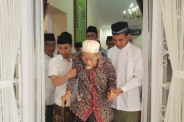 Putra Mbah Moen Beri Catatan terhadap Ceramah Ustaz Abdul Somad