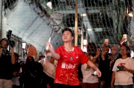 Video Aksi Lucu Butet Main Bulu Tangkis dalam Hercules pada Ketinggian 17 Ribu Kaki