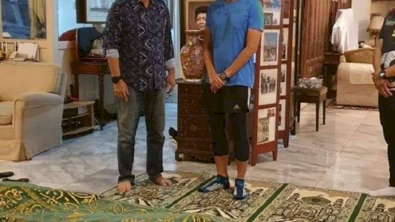 Foto Sandiaga Uno yang viral di media sosial.