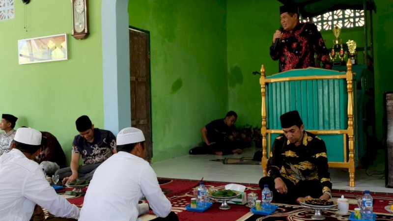 Hadiri Maulid, Bupati Bulukumba Tes Mengaji Anggota Majelis Taklim