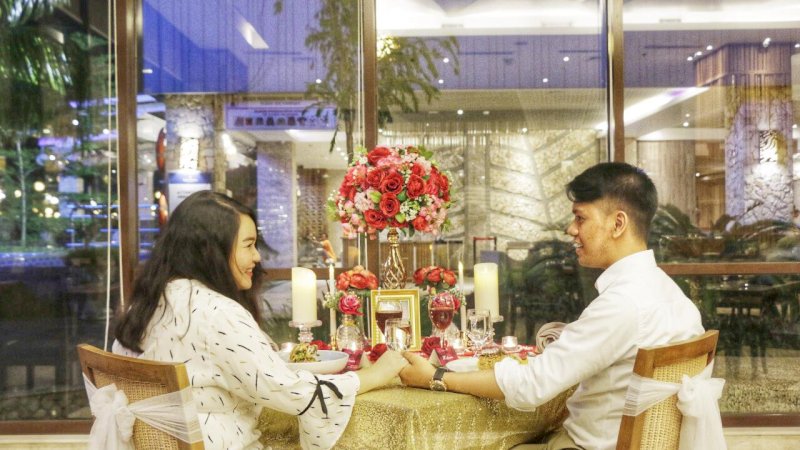 Makan Malam Romantis di The Rinra Hotel, Bisa Gratis Menginap