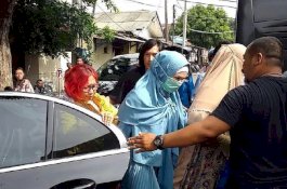 Diberi Waktu Lebih Lama Jenguk Ahmad Dhani, Ini yang Dilakukan Mulan Jameela