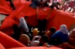 Video Detik-detik Panggung Pelaminan Roboh