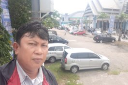 Tanggapan PD Parkir Makassar soal Tarif Parkir Tanpa Karcis Samping Hotel The Rinra