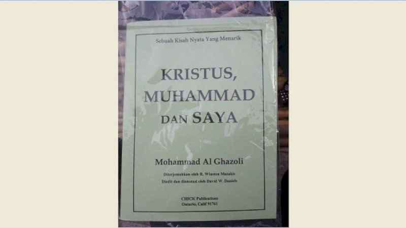 Buku misterius yang beredar.