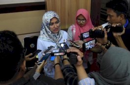 Video Orang Tandu Jenazah 60 Km Beredar, Indah Minta Percepatan Kargo