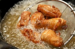 Dampak Buruk Hobi Makan Makanan Berminyak