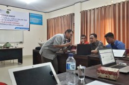 Dosen Farmasi UMI Jadi Pemateri di Pelatihan Jurnal Online STIKES Mandala Waluya Kendari