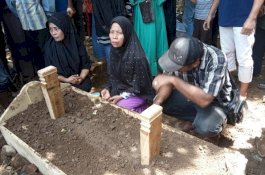 Kenangan Ayah Kandung terhadap Alimin, 