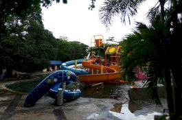 Sepanjang Februari, Shio Babi Gratis Masuk Bugis Waterpark