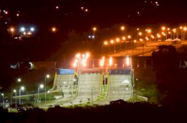 Militer AS Memulai Menerbangkan Bantuan untuk Venezuela ke Kolombia