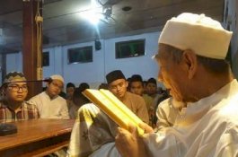 Tak Tahan Puisinya Digoreng-goreng, Fadli Zon Akan Minta Maaf Langsung kepada Mbah Moen