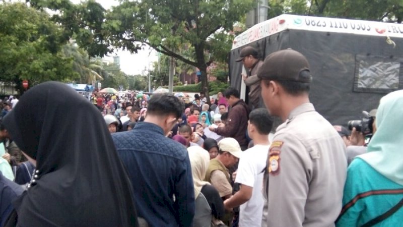 Suasana stan Dinas Sosial di kawasan CFD Pantai Losari, Minggu (17/2/2019).