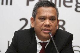 Fakta di Balik Mundurnya Dirut PT LIB Berlinton Siahaan