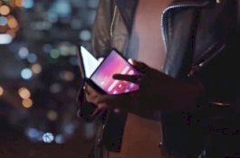 Samsung Kenalkan Galaxy Fold, Smartphone Lipat 2 Layar