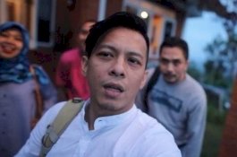 Ariel Liburan di Jepang, Postingannya Bikin Gagal Fokus