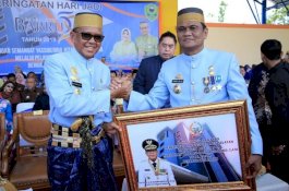 HUT Ke-59, Kabupaten Barru Bertabur Kado, Nurdin Abdullah Disambut 