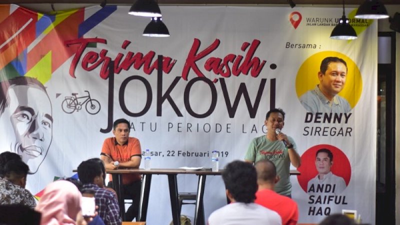 Talkshow "Terima Kasih Jokowi" di Warunk Upnormal, Jalan Andi Djemma, Makassar, Jumat (22/2/2019).