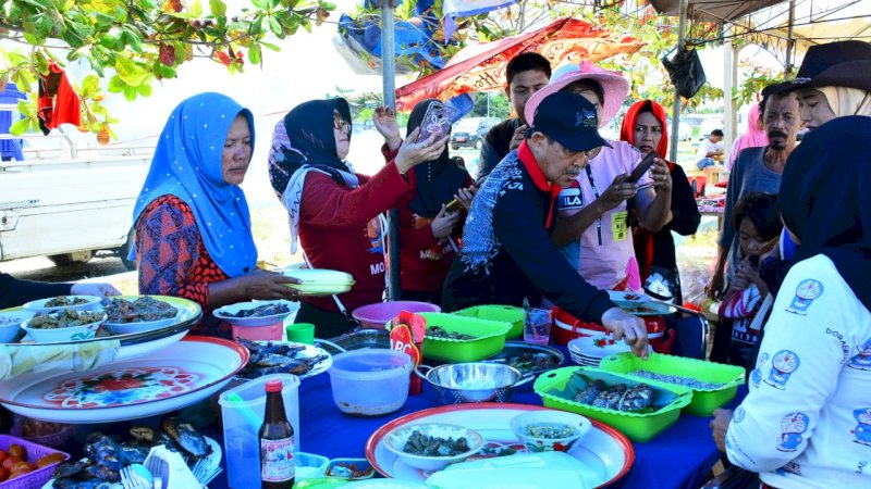 Kunjungan ke Sidrap, Wagub Sulsel Diajak Dollah Mando Nikmati Ikan di Danau Sidenreng