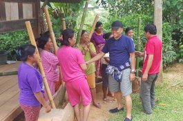 Kunjungi Warga Simbuang-Mappak, Simon Payung Dapat Sambutan Luar Biasa