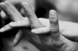 Jemaah Salat Magrib, Pasangan ABG Ini Justru Bersetubuh di Lantai Dua Masjid