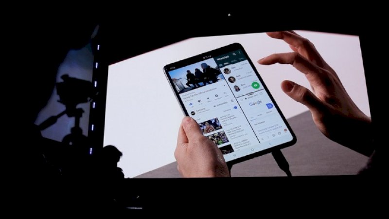 VIDEO: Melihat Lebih Dekat Smartphone Lipat Samsung Galaxy Fold