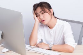 4 Cara Ini Ampuh Usir Ngantuk Usai Makan Siang