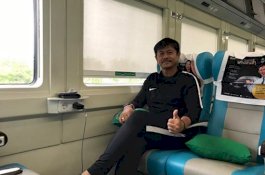 Dihubungi via WA Sekretaris Menpora, Indra Sjafri Singgung Pelatih Asing