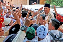 Acara Prabowo Diwarnai Kericuhan, Polisi Lepas Tembakan
