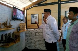 Bupati Bulukumba Launching Pusat Oleh-Oleh Binaan Baznas di Bira, Bisa Ditukar Sampah