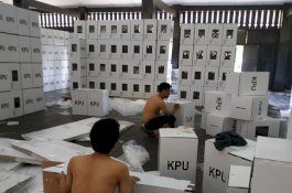 Surat Suara Tiba Besok, KPU Gowa Bereskan Istana Balla Lompoa