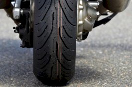 Lebih Baik Mana, Perkecil atau Perbesar Ban?