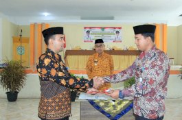 Bupati Lutim: Camat Sebagai Top Leader di Kecamatan