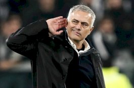 Dibikin Malu (Lagi) Barcelona, Suporter Real Madrid Teriak Mourinho