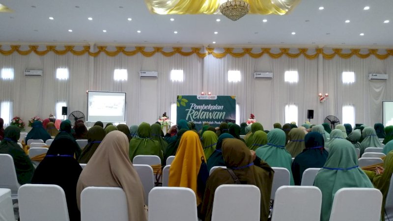 Muslimah Wahdah Diberi Pembekalan Tanggap Bencana