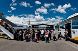 Pesawat Kembali ke Makassar, Penumpang Tujuan Jayapura Mengamuk di Timika