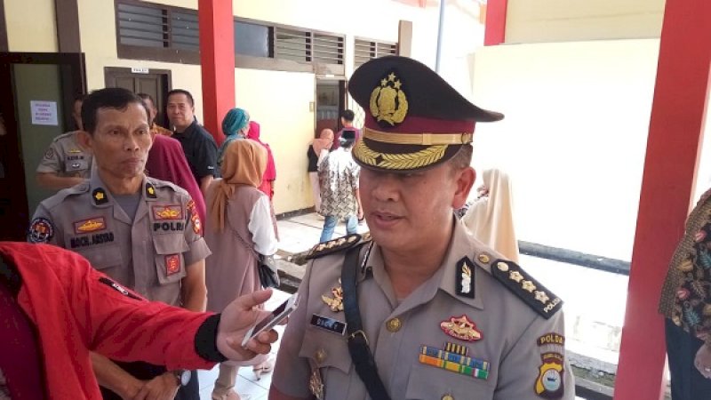 Kabid Humas Polda Sulsel, Kombes Pol Dicky Sondani.