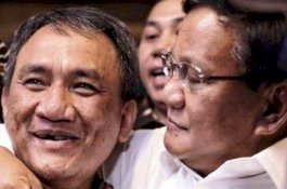 Andi Arief Diduga Ditangkap Bersama Wanita di Hotel, Polisi Temukan Kondom