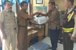 BPBD Makassar Bagikan Bantuan Bencana di 3 Kelurahan