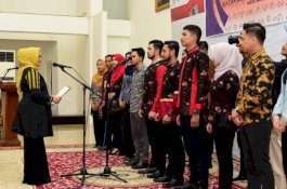 Liestiaty Nurdin Lantik Pengurus Ikaraeng Sulsel