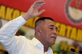 Mengaku Sering Baca Surat Al Kafirun, Menhan: Bilang Kafir, Saya Tempeleng