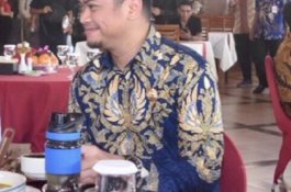 Jadi Contoh, Bupati Gowa ke Mana-mana Selalu Bawa Tumbler