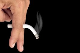 Merokok Bikin Penis Lebih Pendek, Mitos atau Fakta?