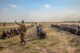 500 Pejuang ISIS di Suriah Menyerah Setelah Digempur Berminggu-minggu